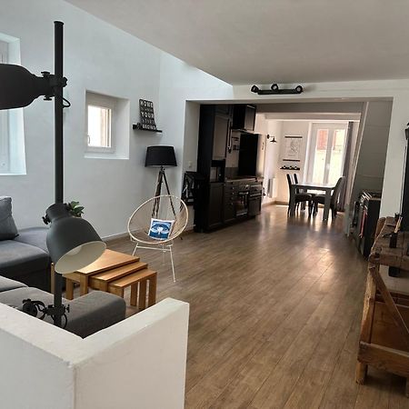 Chez Camille Et David Apartment ซอร์กส์ ภายนอก รูปภาพ