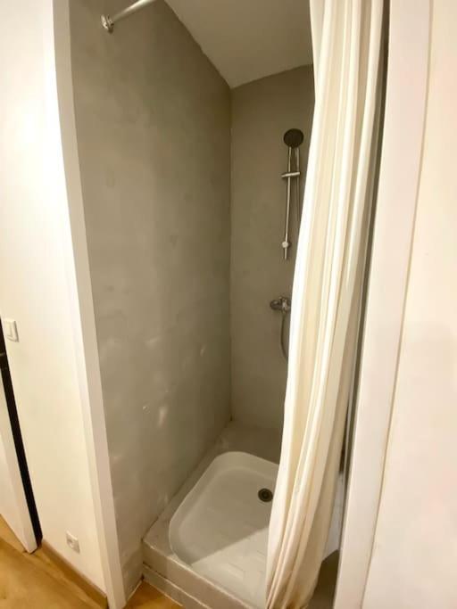 Chez Camille Et David Apartment ซอร์กส์ ภายนอก รูปภาพ